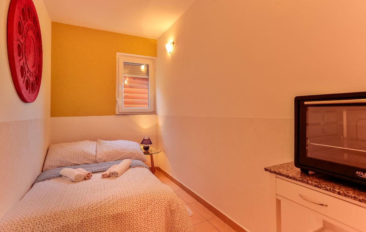 Apartments Dora Victoria Dream Medulin Luaran gambar