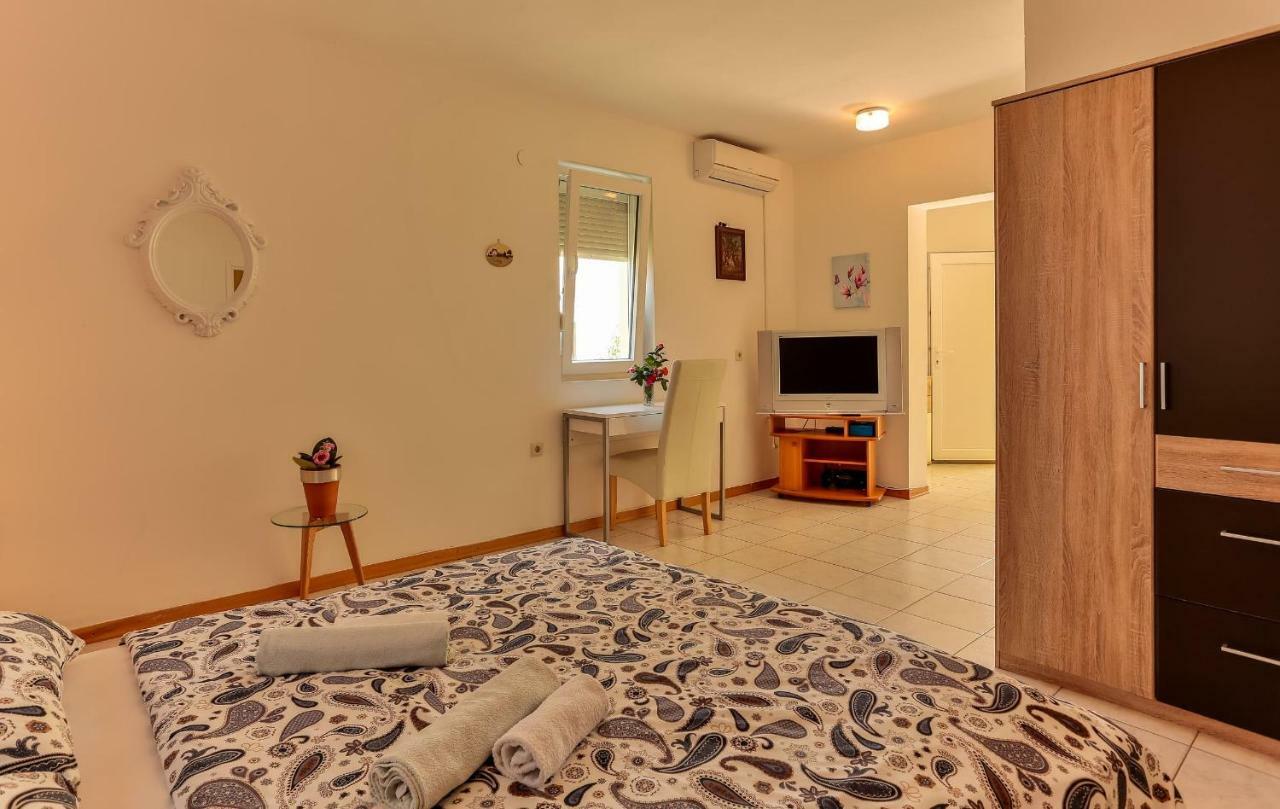 Apartments Dora Victoria Dream Medulin Luaran gambar