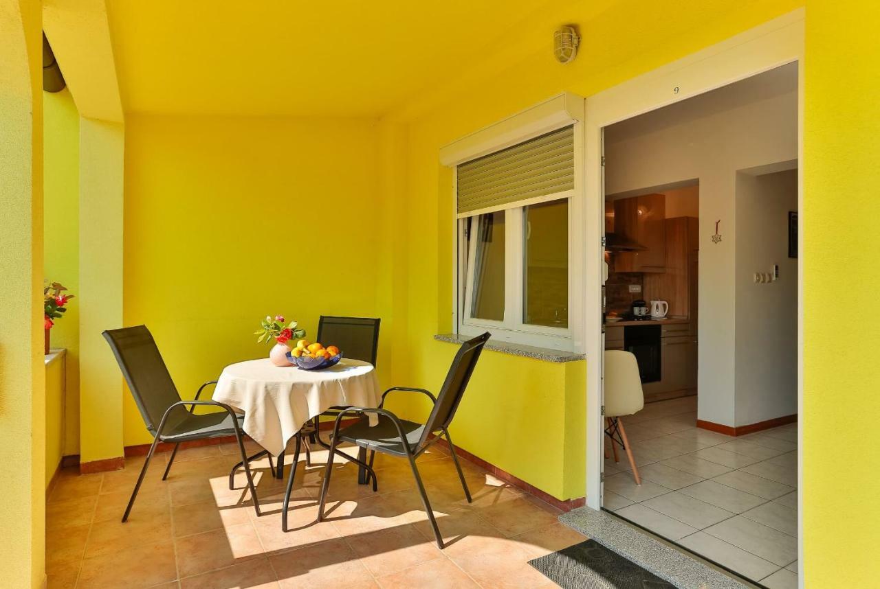 Apartments Dora Victoria Dream Medulin Luaran gambar