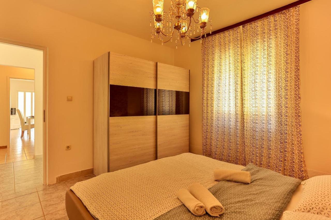Apartments Dora Victoria Dream Medulin Luaran gambar