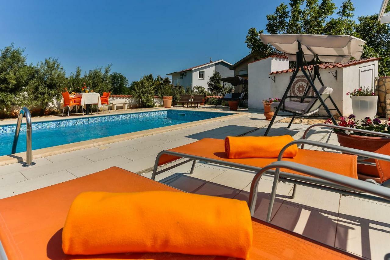 Apartments Dora Victoria Dream Medulin Luaran gambar