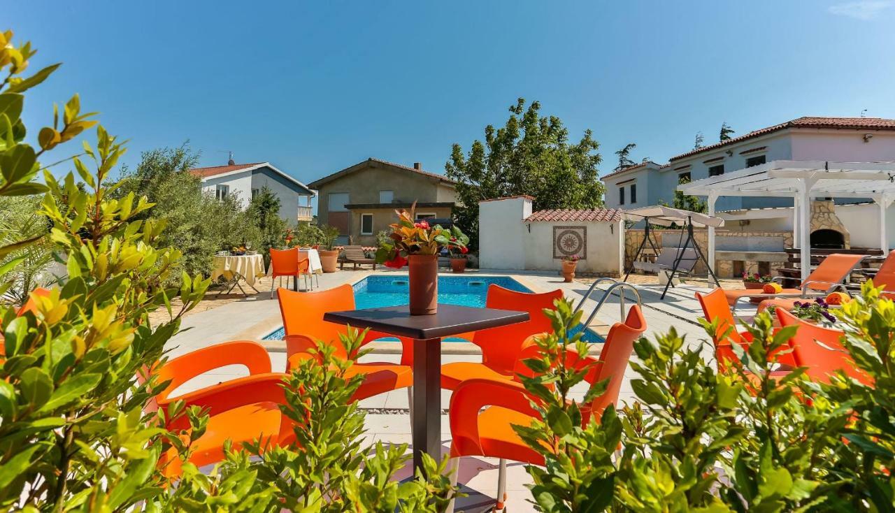 Apartments Dora Victoria Dream Medulin Luaran gambar
