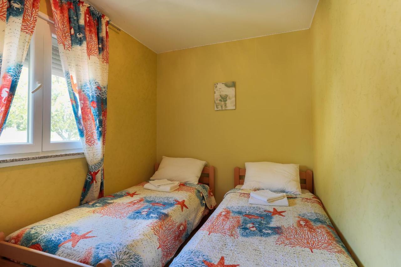 Apartments Dora Victoria Dream Medulin Luaran gambar